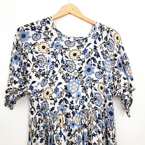 Christy Dawn Cream and Blue Floral Short Sleeve Maxi Dress Small - Picture 2 of 11